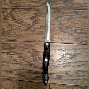 Cutco Petite Carver Knife #1729- Classic Black